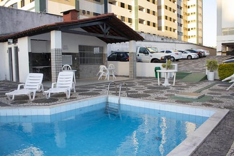 BBQ facilities, Area and facilities, Swimming pool