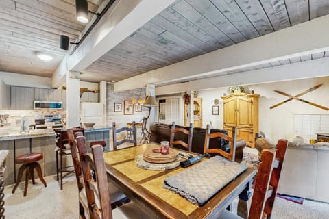 Interlochen #B9 Apartment in Vail