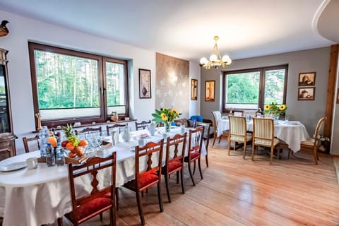 Leśniczówka WIEŻYCA Vacation rental in Pomeranian Voivodeship