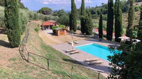 Day, Neighbourhood, Natural landscape, Garden, Pool view, Swimming pool, sunbed