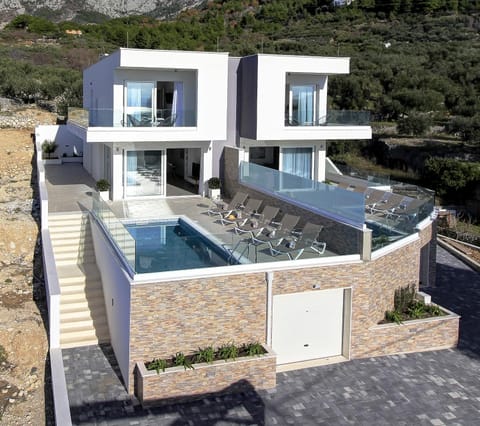 Balcony/Terrace, Sea view, Street view