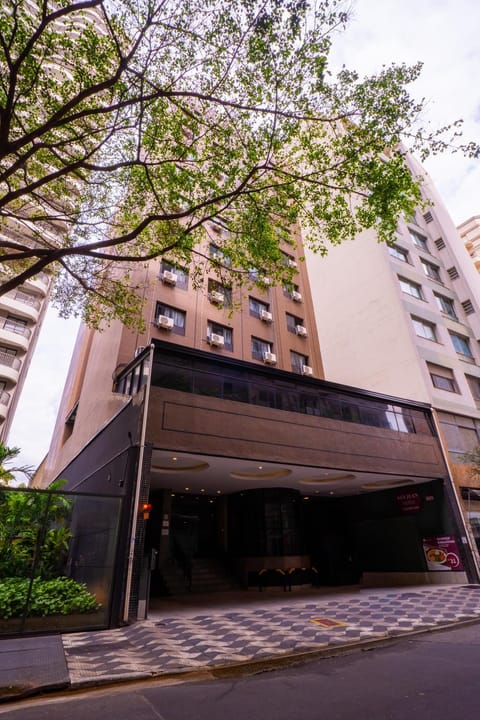 Property building, Facade/entrance, Day