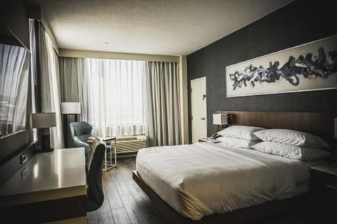 Delta Hotels by Marriott Cincinnati Sharonville Hotel in Sharonville