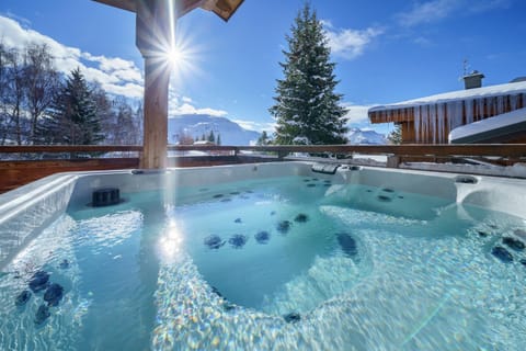 Hot Tub, Hot Tub