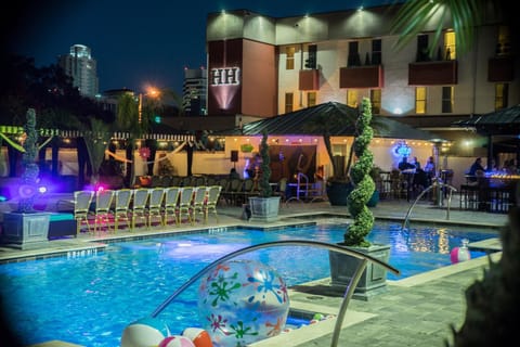 Property building, Swimming pool