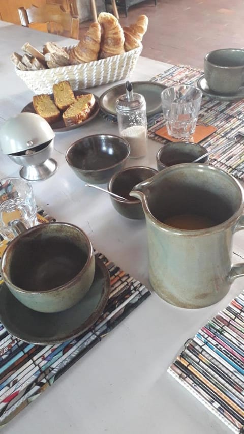 Hamac et potager Gîte et chambre d'hôtes House in Bourgogne-Franche-Comté