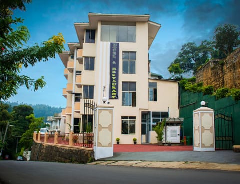 Property building, Day