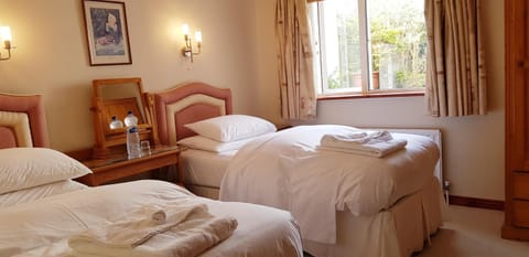 Claremount House B&B Bed and Breakfast in Galway