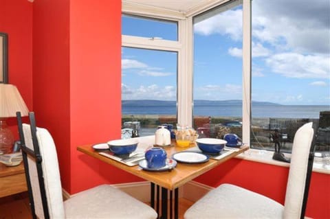 Day, Dining area, Sea view