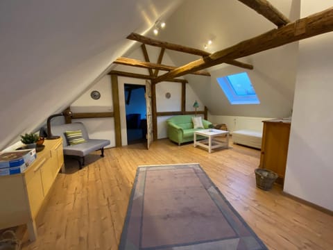 Living room, Photo of the whole room, Seating area