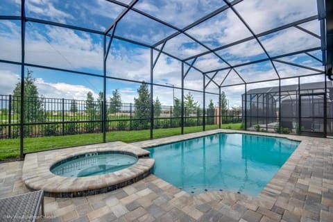 Swimming pool, sunbed