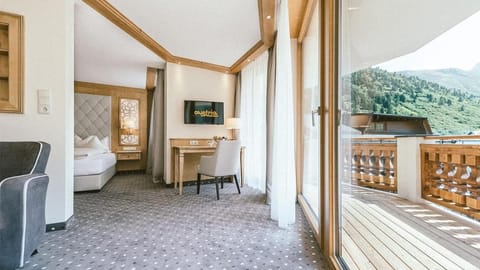 Gourmet & Wine Hotel Austria - 4 Sterne superior - Ski In Ski Out Hotel in Obergurgl