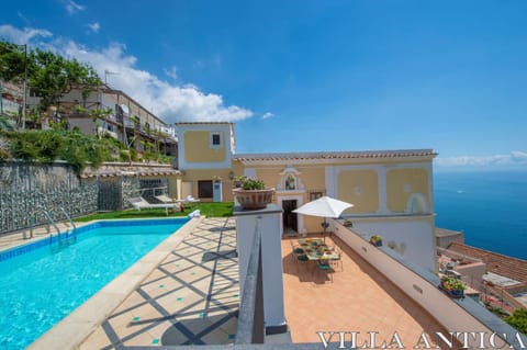 Property building, Balcony/Terrace, Pool view, Sea view, Swimming pool, Swimming pool