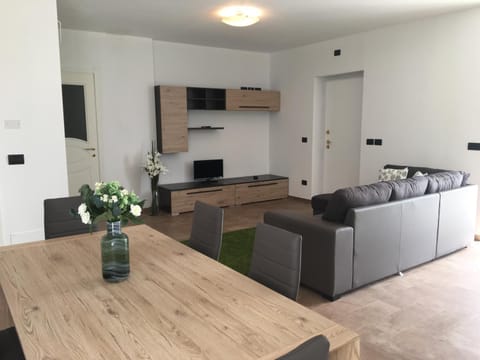 VILLA DEGLI ULIVI Villa in Chiavari