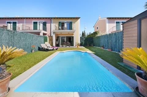 Off site, Swimming pool