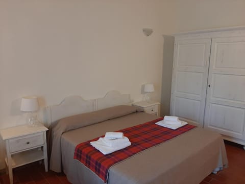 Agriturismo Il Frantoio Di Colle Alberto Farm Stay in Emilia-Romagna