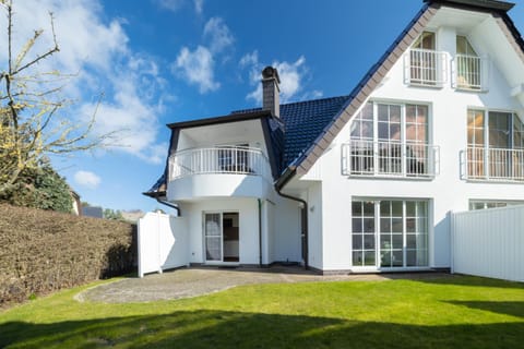 Eden 02 Apartment in Zingst