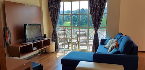 TV and multimedia, Balcony/Terrace, Living room