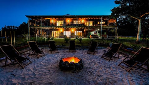 Activities, BBQ facilities, Garden, View (from property/room), Seating area, Garden view, Mountain view, group of guests, Family, fireplace