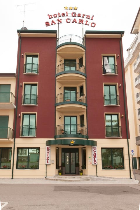 Facade/entrance, Property logo or sign
