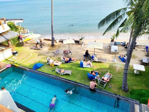 Beach, Swimming pool