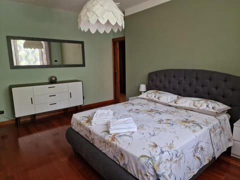 "Cortela" appartameni in villetta singola House in Lake Garda