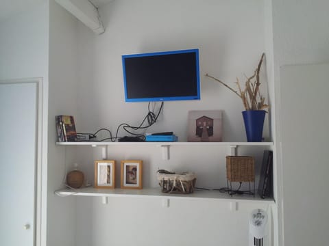 Duplex Vue sur Mer et Pieds dans l'eau Plage de Pramousquier Apartment in Rayol-Canadel-sur-Mer