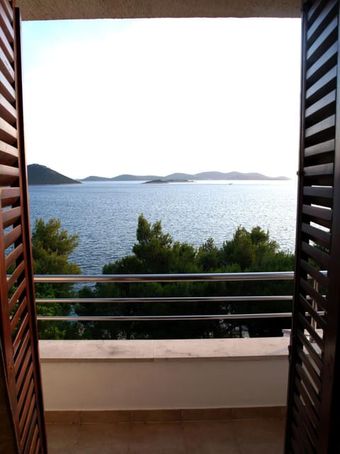View (from property/room), Balcony/Terrace, Sea view