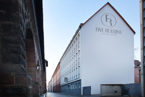 Facade/entrance, Facade/entrance