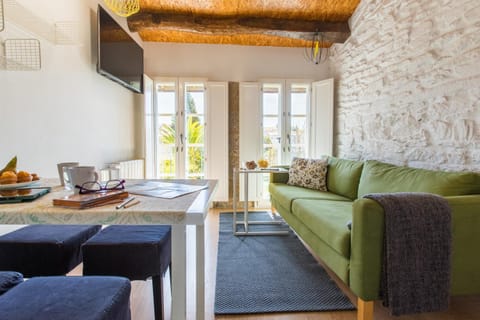 Living room, Garden view