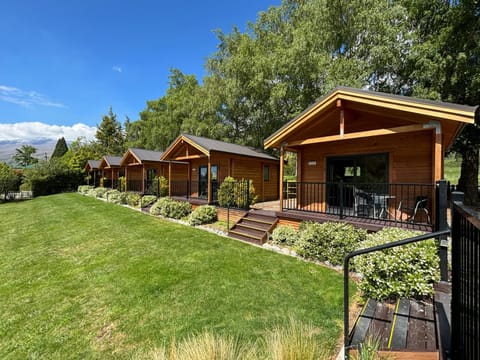 Property building, Day, Garden