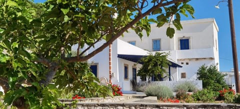 Drymonas Heights Kythira Traditional Volto House in Islands