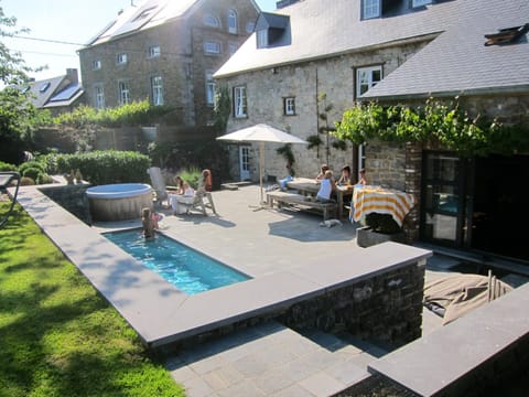 Garden, Swimming pool