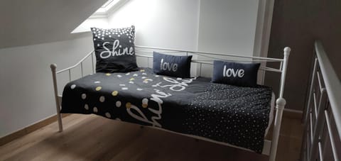 Le business, duplex moderne special PRO de passage Apartment in Sarreguemines