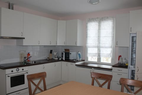 Коттедж в Финляндии, Enonkoski (розовый) House in Finland