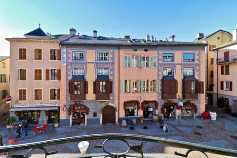 Neighbourhood, City view, Street view