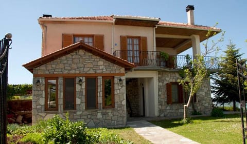 Facade/entrance, Garden