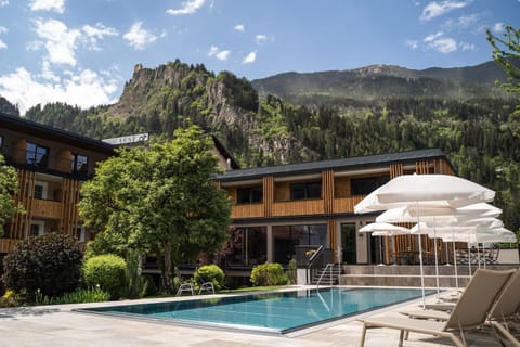 Property building, Mountain view, Swimming pool