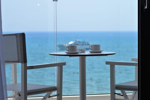 Day, View (from property/room), Balcony/Terrace, Sea view