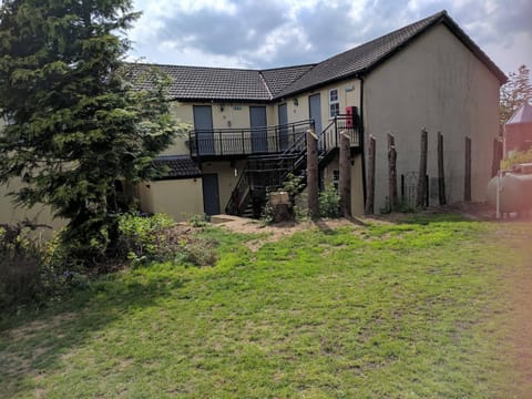 The Black Horse Inn Country House in West Lindsey District