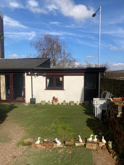 2 bedrooms Bell Cottage House in East Hertfordshire District