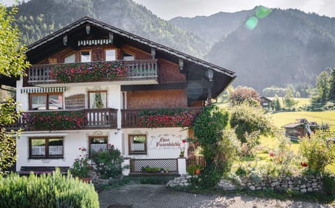 Property building, Natural landscape