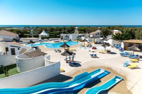 Oh! Campings - Le Clos du Rhône Campground/
RV Resort in Saintes-Maries-de-la-Mer