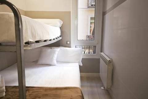 For You Rentals Apartment TEMPORAL Madrid Paloma-La Latina PAL41 Apartment in Centro