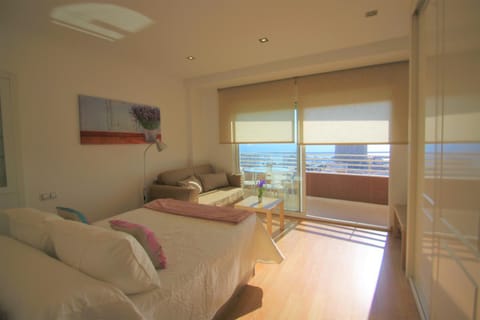 Bed, Living room, Bedroom