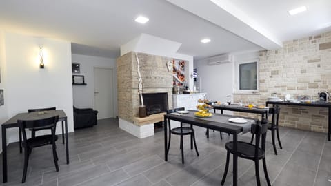 Breakfast, Continental breakfast, Buffet breakfast, Italian breakfast, American breakfast