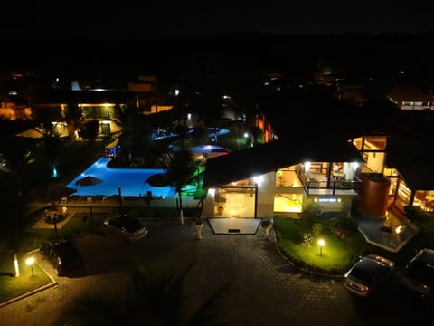 Night, Pool view