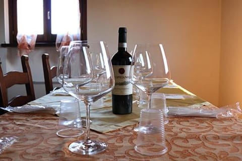 Food and drinks, Drinks, Alcoholic drinks