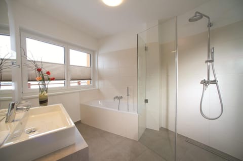 Shower, Bathroom, Bath