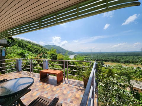 Day, Natural landscape, View (from property/room), Balcony/Terrace, Mountain view